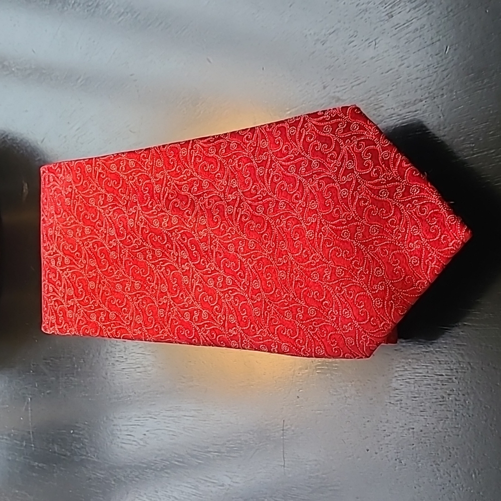 Oscar de la Renta necktie